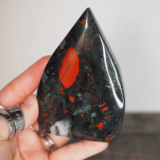 African Bloodstone Flame AA02