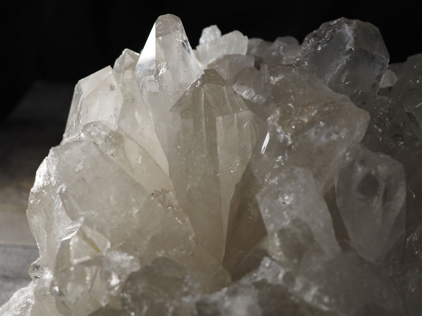 Giant Brazilian quartz cluster that is almost 11" wide and 6.5" tall - Closeup