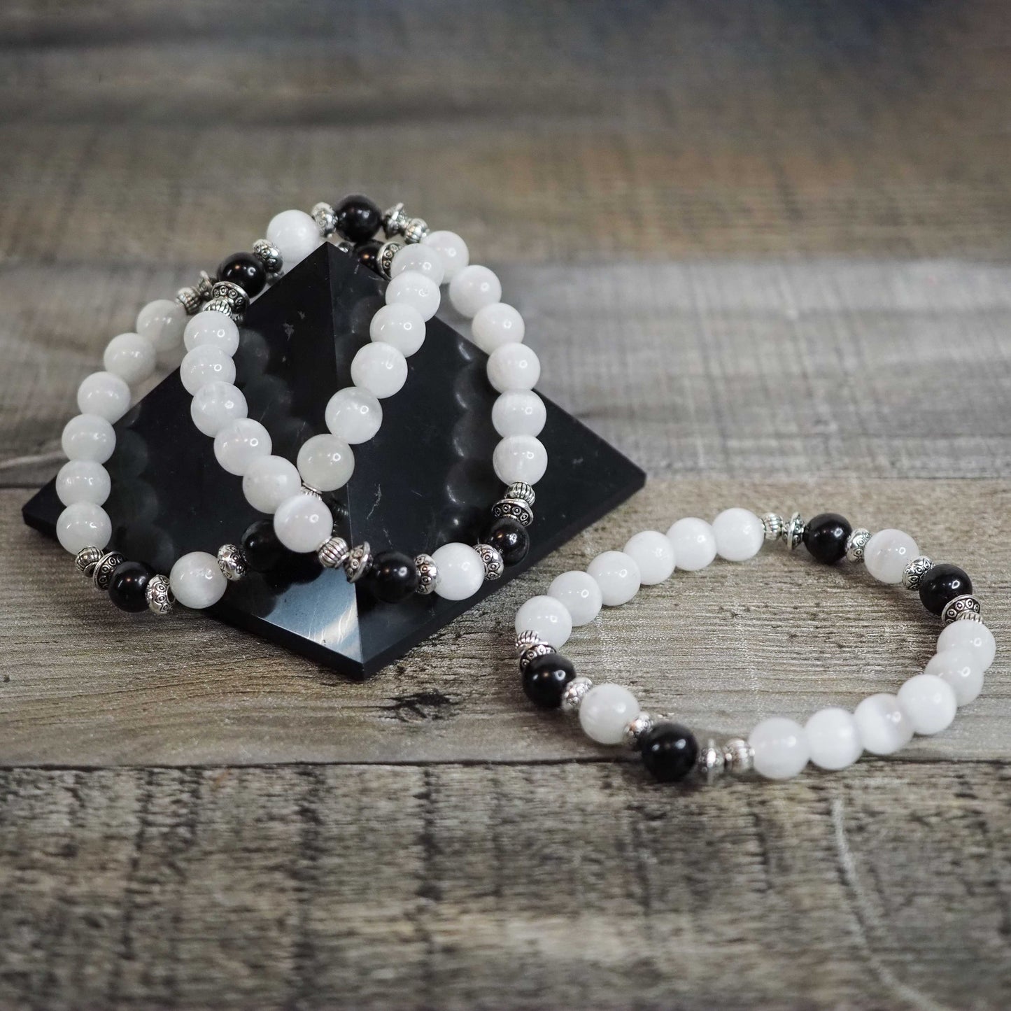 Protection Bracelet (Shungite and Satin Spar Selenite)