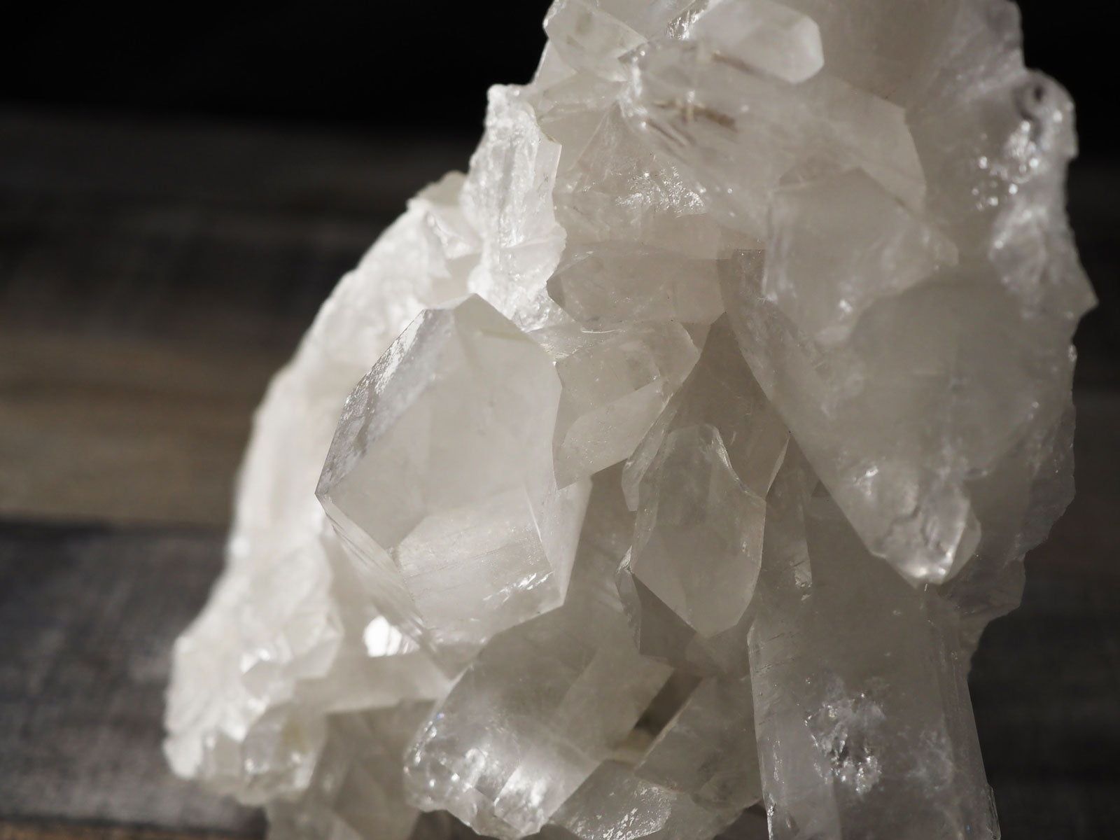 Extra large, stunning Brazilian quartz cluster that is 7.5" wide and 7.5" tall, weighing just over 5 lb. - Closeup