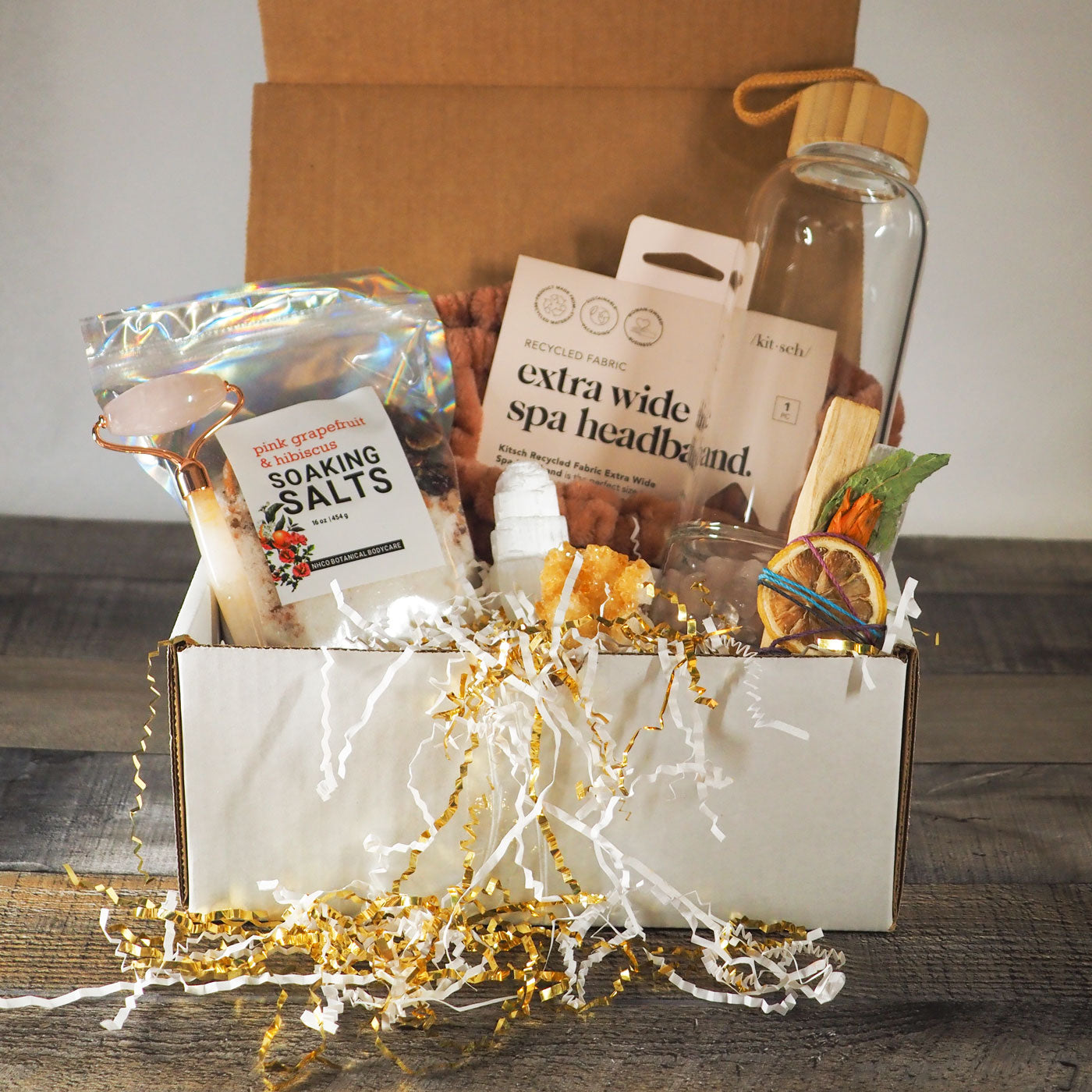 An example of the REVITALIZE Gift Box