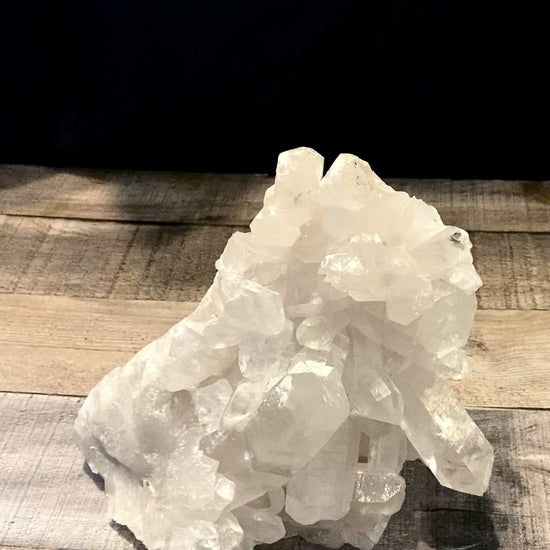 Extra large, stunning Brazilian quartz cluster that is 7.5" wide and 7.5" tall, weighing just over 5 lb. - Video
